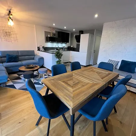 Exceptional With Mountain View Centre Station *