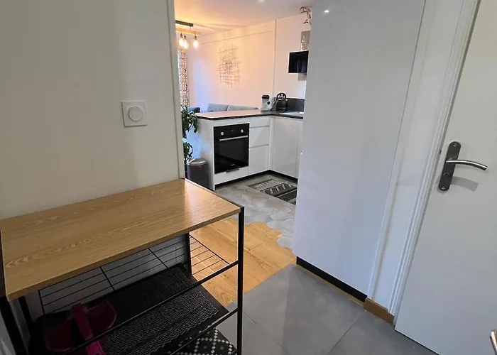 Apartament Exceptional With Mountain View Centre Station