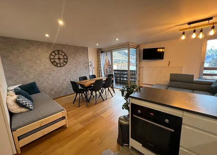 Exceptional With Mountain View Centre Station *